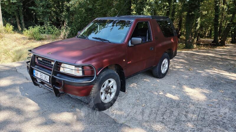 Opel - Frontera - 2.0i