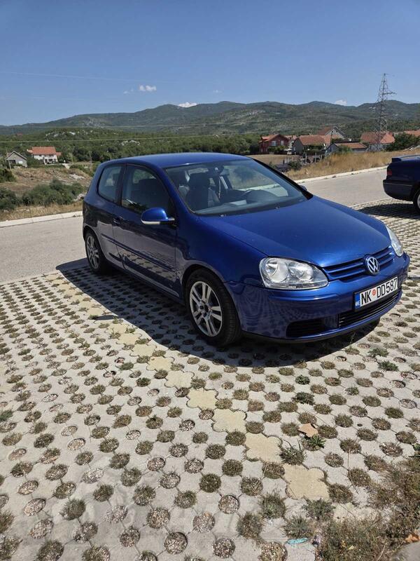 Volkswagen - Golf 5