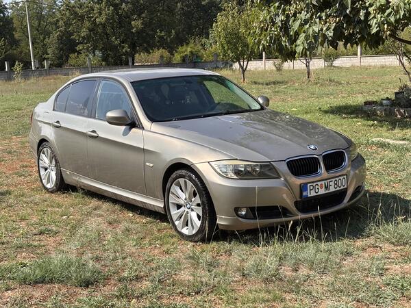 BMW - 318 - D