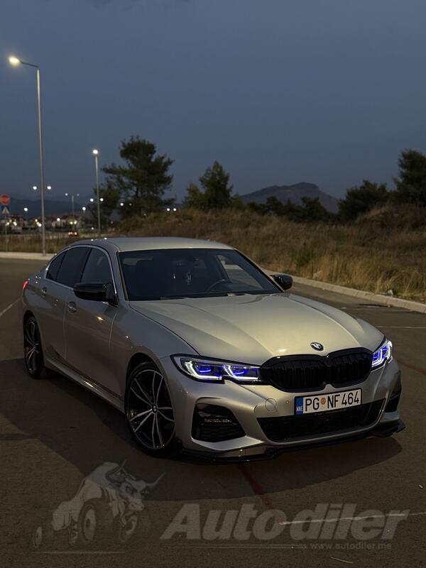 BMW - 320