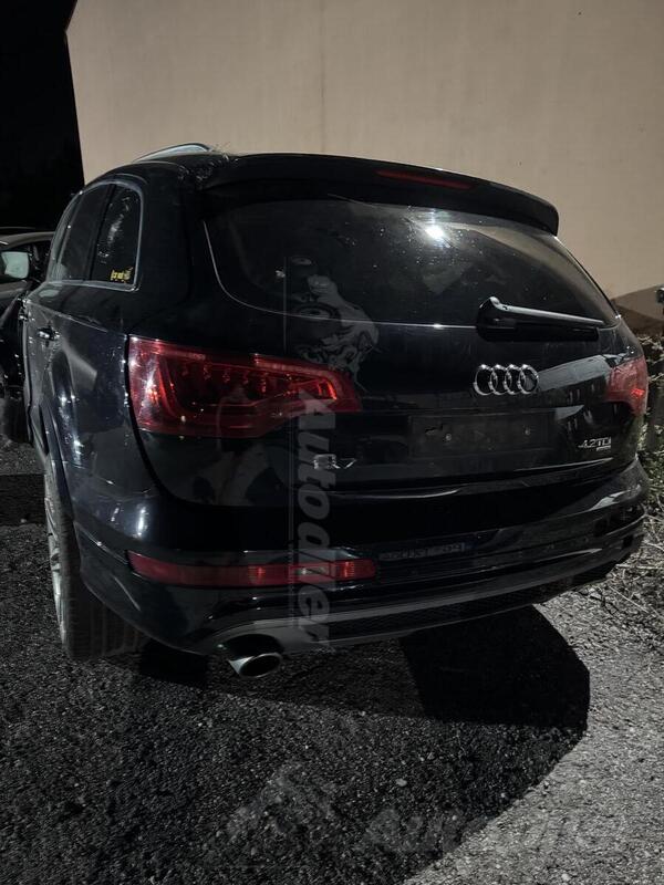 Audi - Q7 - 4.2