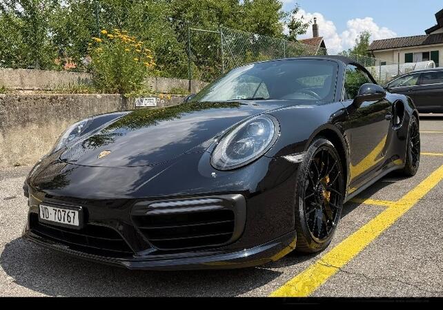 Porsche - 911