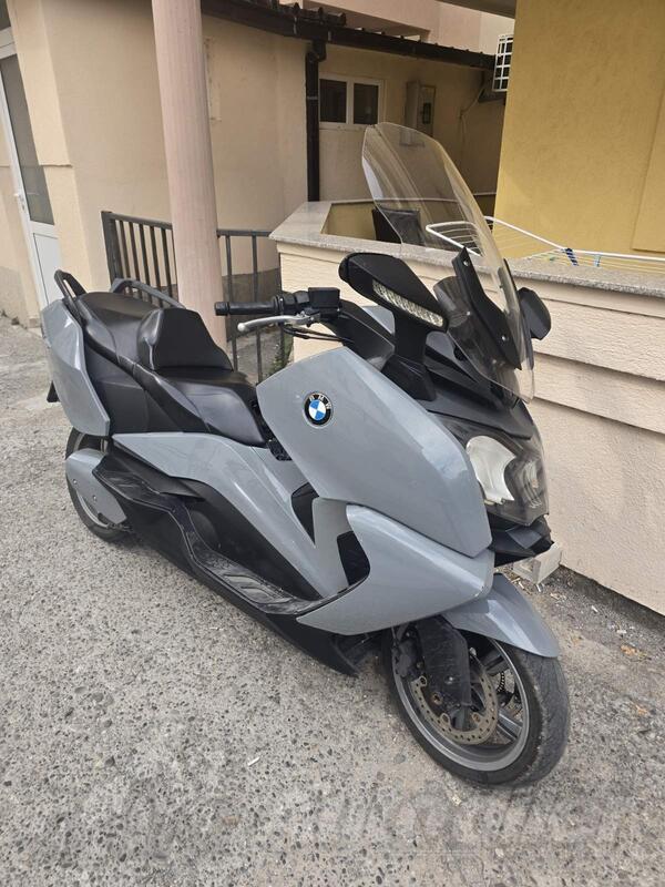 BMW - C650GT