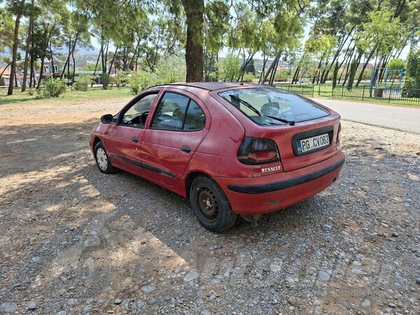 Renault - Megane - 1.4