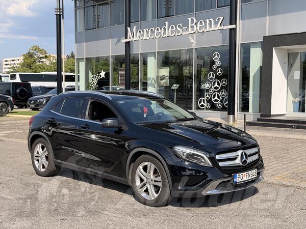 Mercedes Benz - GLA 200 - GLA200d 4Matic