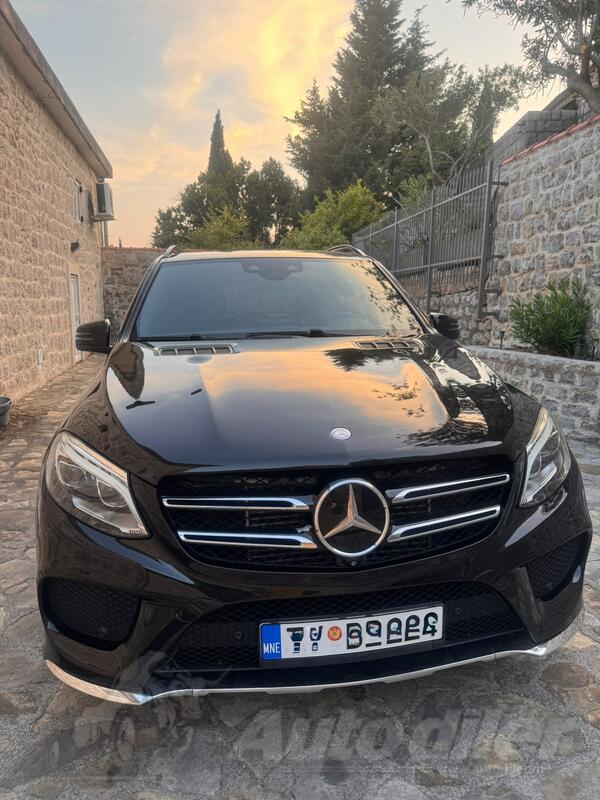 Mercedes Benz - GLE 350