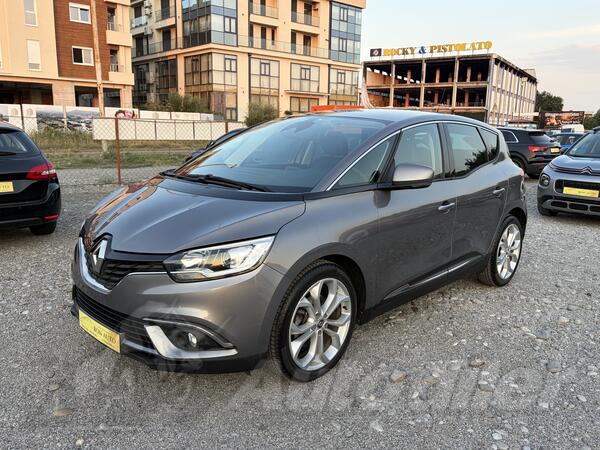Renault - Scenic