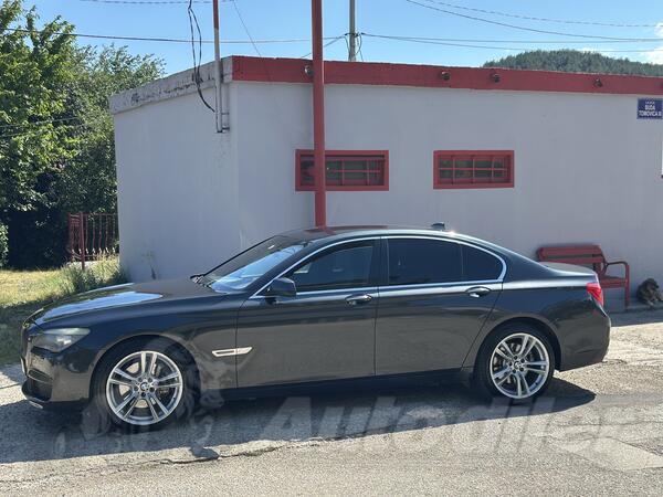BMW - 730 - 730d
