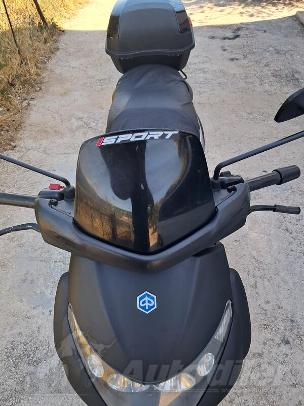 Piaggio - pijago250 i sport