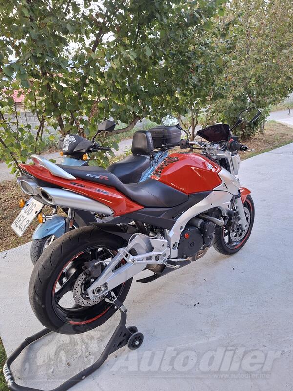 Suzuki - GSR-600
