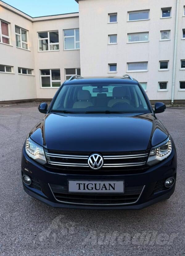 Volkswagen - Tiguan - 2.0 tdi