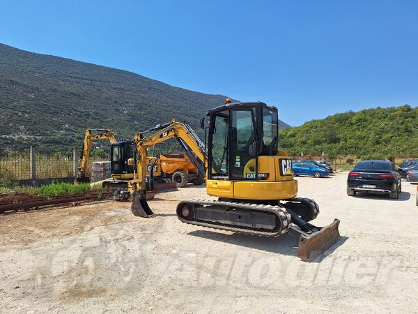 CAT - 305 E