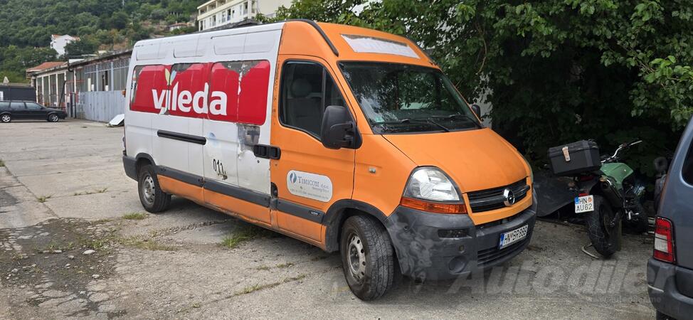 Renault - master