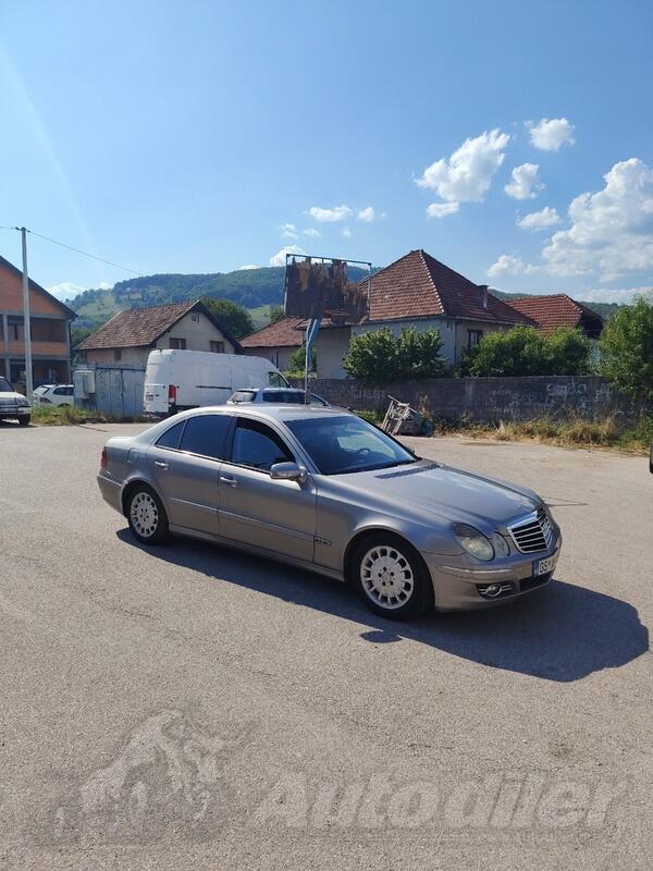 Mercedes Benz - E 220 - 125kw