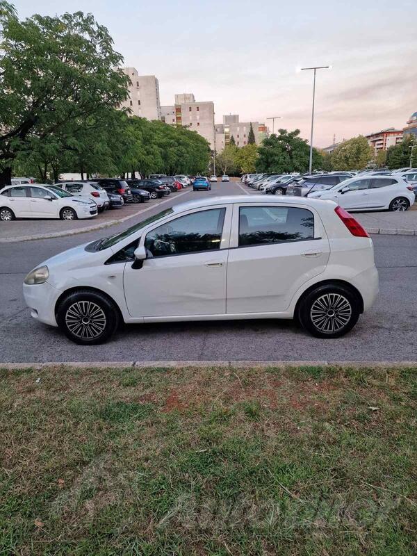 Fiat - Grande Punto - 1.2 i Benzin