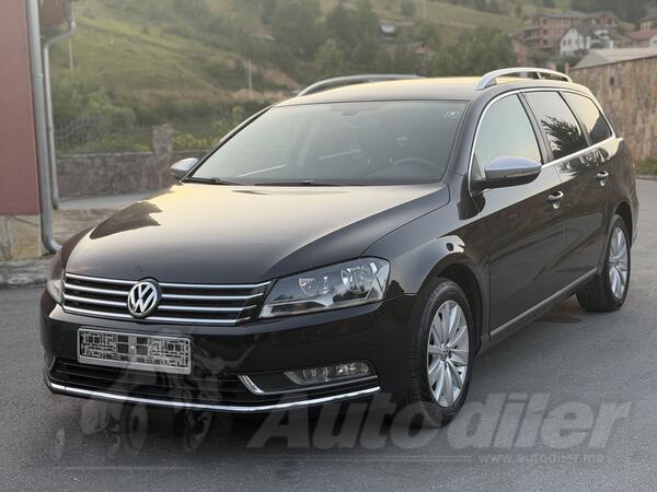 Volkswagen - Passat - 1.6 TDI HIGHLINE