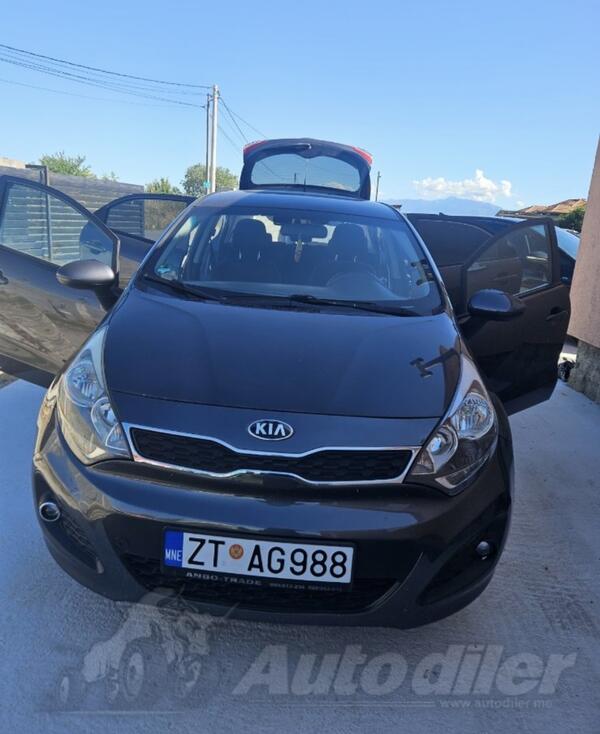 Kia - Rio - 1.1