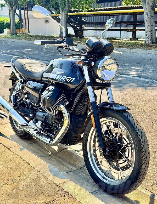 Moto Guzzi - MOTTO GUZZI V7 SPECIAL