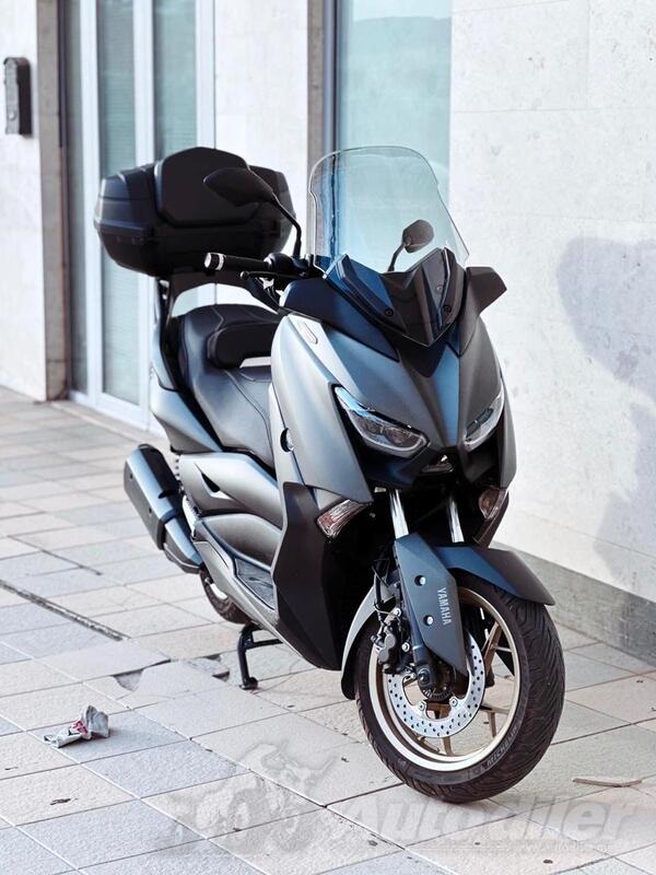 Yamaha - X max tech max 300
