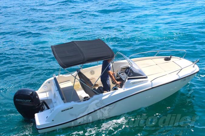 Quicksilver - 605 sundeck