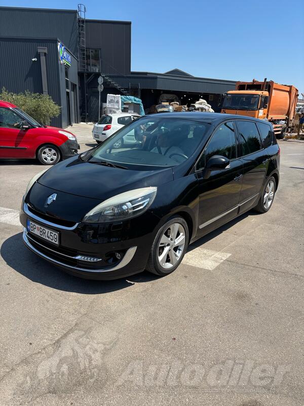 Renault - Grand Scenic - 1.5 dci