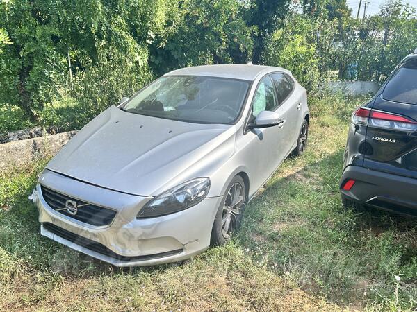 Volvo - V40 - 1.6 D2