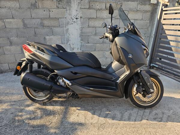 Yamaha - X MAX 300 Tech Max