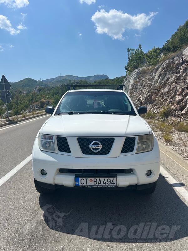 Nissan - Pathfinder - 2.5