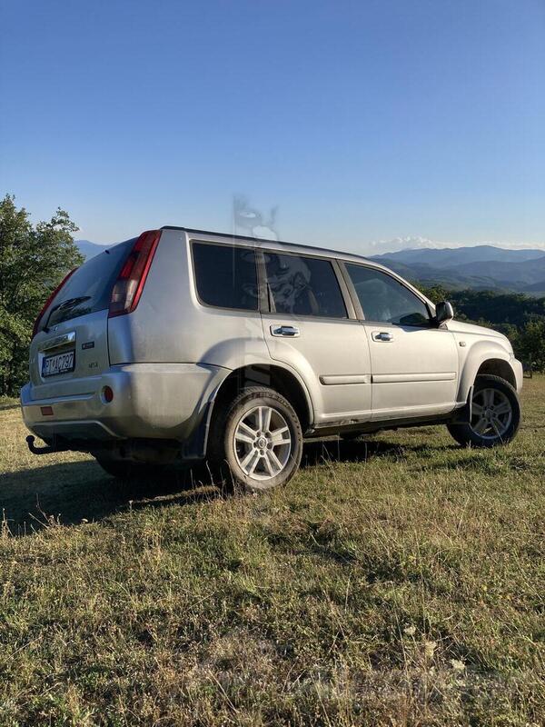 Nissan - X-Trail - 2.2 100kw