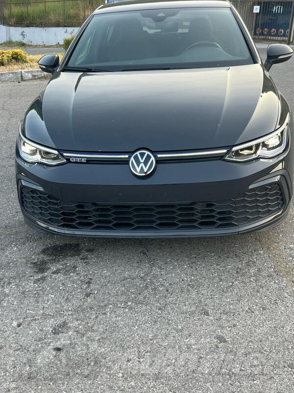 Volkswagen - Golf 8 - GTE