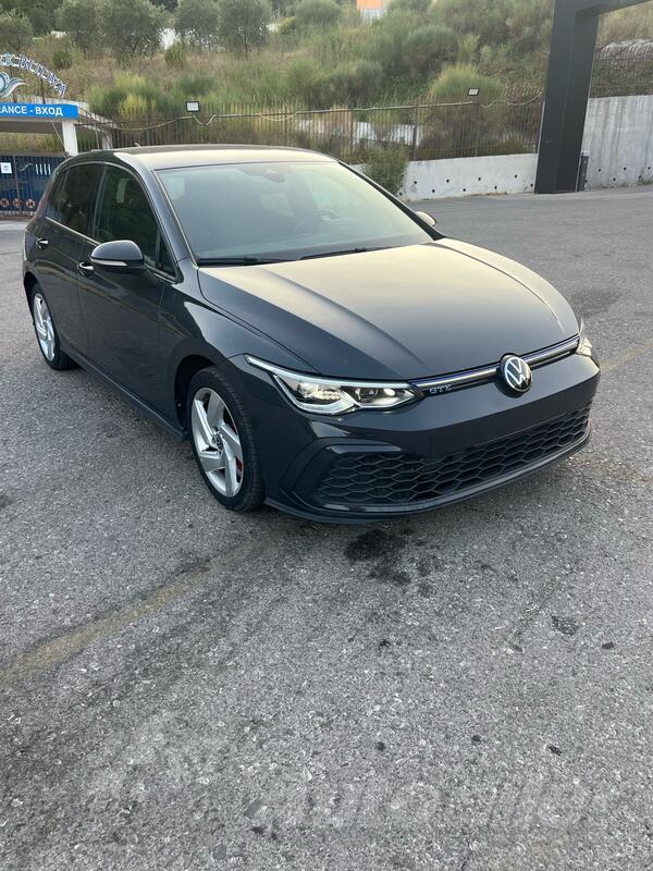 Volkswagen - Golf 8 - GTE