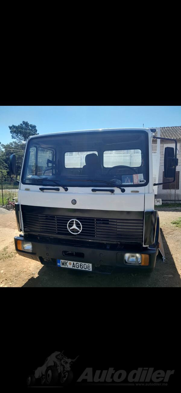 Mercedes Benz - 8/17