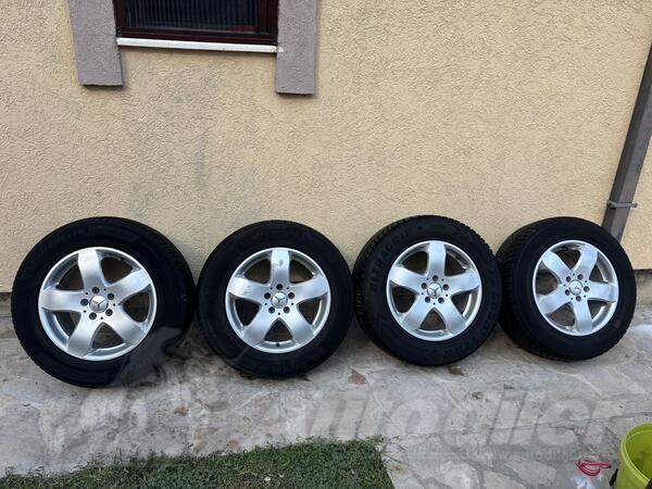 Fabričke felne i michelin gume