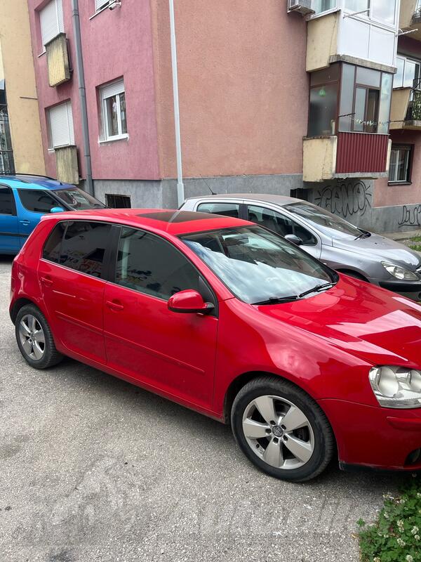 Volkswagen - Golf 5 - 1.9 TDI