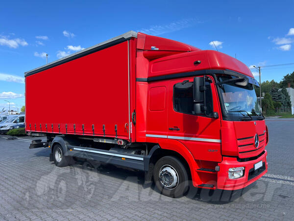 Mercedes Benz - Atego 1227 / Izmenjiva šasija / BDF sistem / Kamion sa ceradom / 1. vlasnik / GRI...
