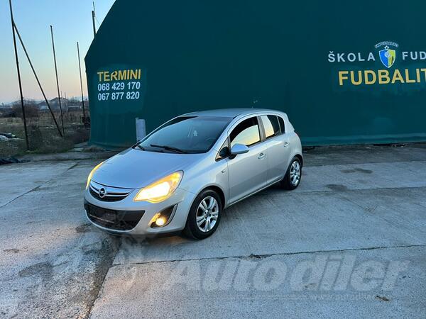 Opel - Corsa - 1.3 CDTI URADJENI SVI SERVISI
