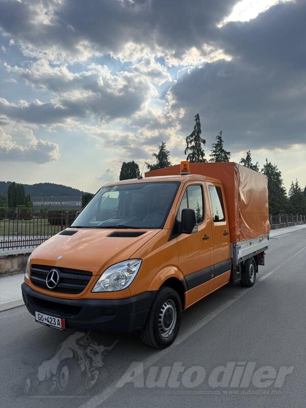 Mercedes Benz - Dupla kabina
