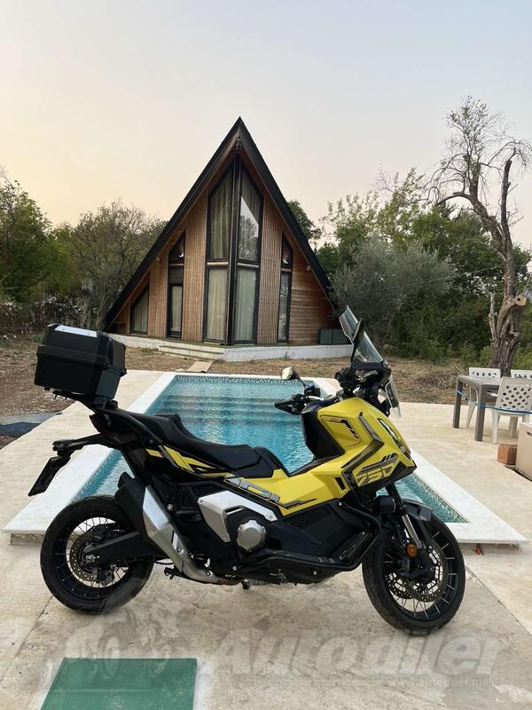 Honda - X-ADV 750 Special Edition