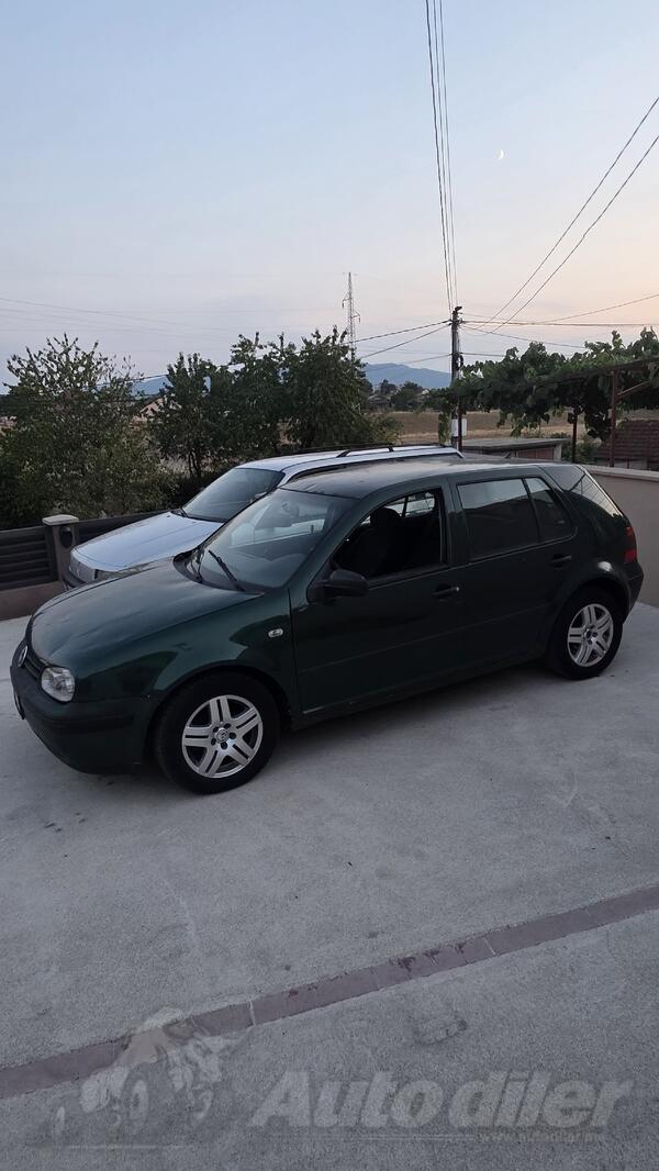Volkswagen - Golf 4 - 1.4