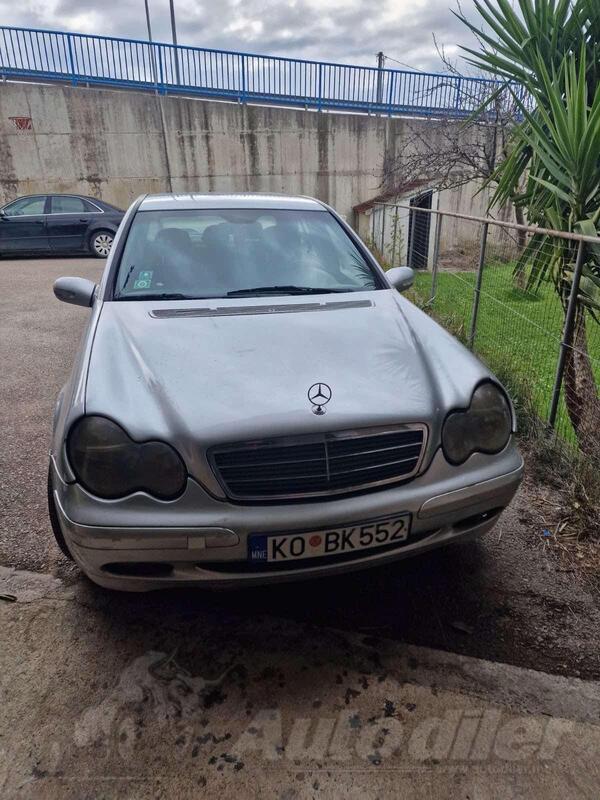 Mercedes Benz - C 200 - 2.2