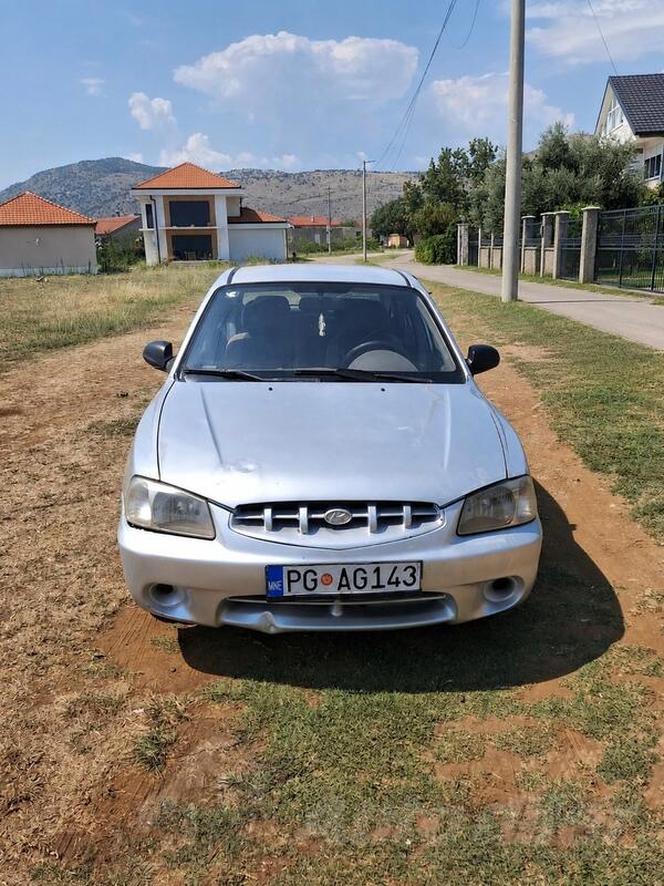 Hyundai - Accent  - 1.3