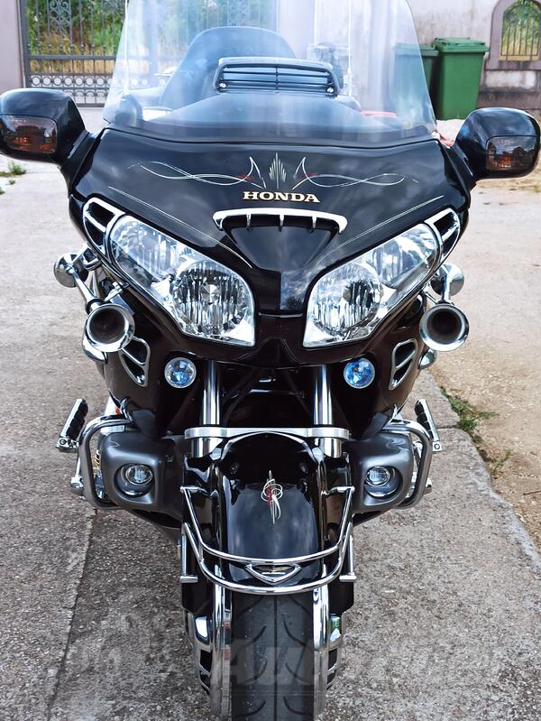 Honda - GL 1800A GOLD WING