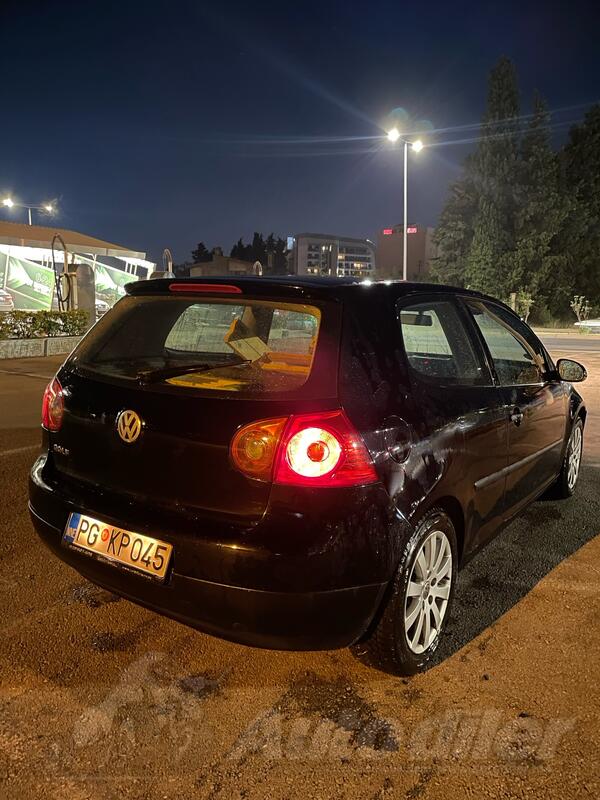 Volkswagen - Golf 5 - 1.9 TDI