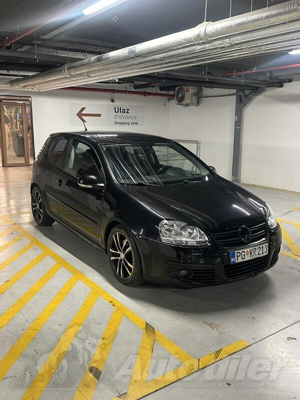 Volkswagen - Golf 5 - 2.0