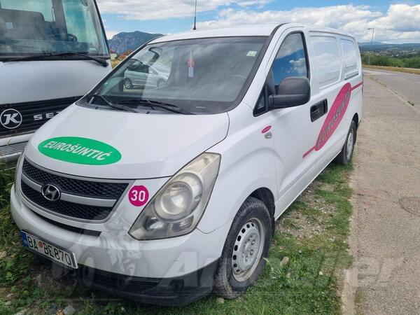 Hyundai - H-1 2.5 CRDI