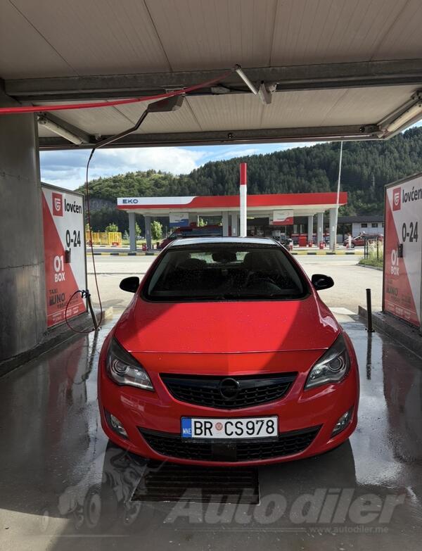 Opel - Astra - 2.0CDTI