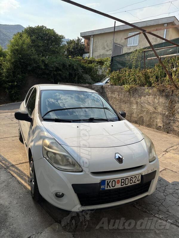 Renault - Clio - 1.5 DCI