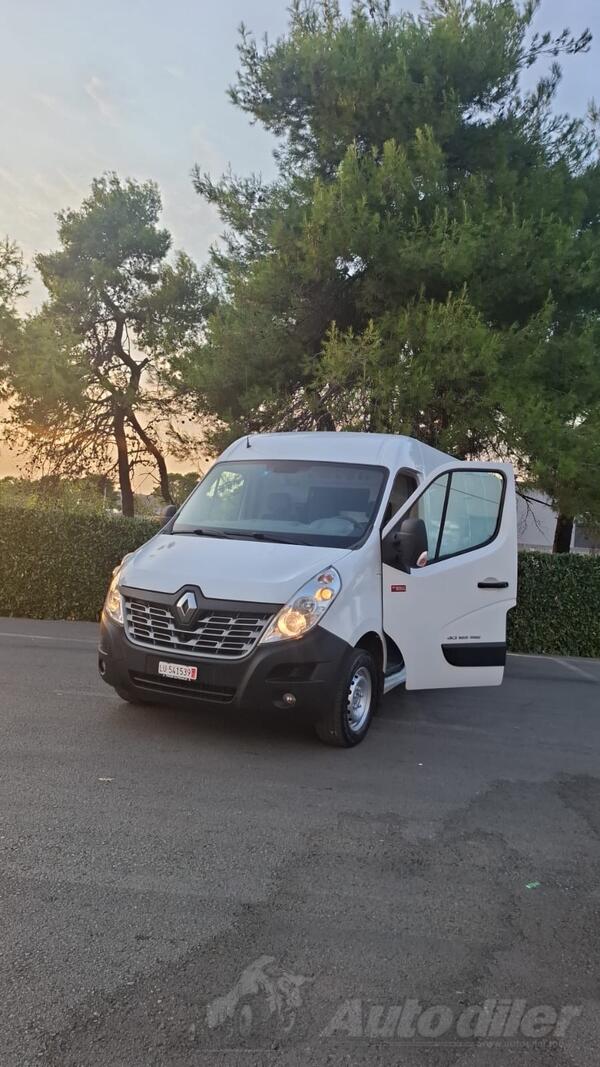 Renault - Master