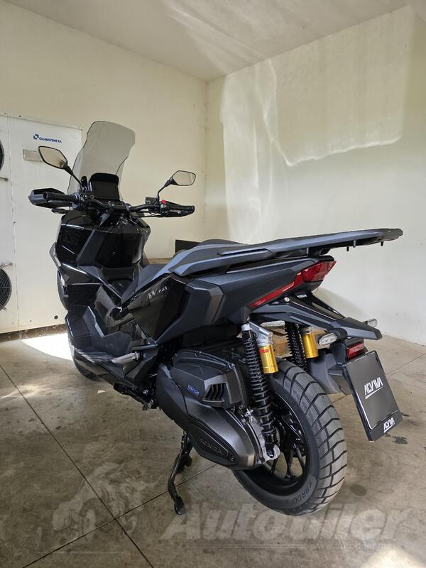 Honda - 350 ADV