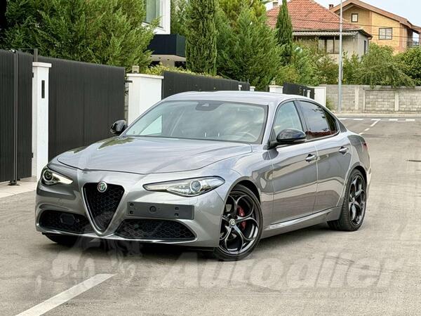 Alfa Romeo - Giulia - 2.2